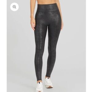 New Spanx leggings faux leather snake print black matte foiled high rise medium